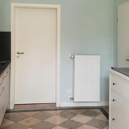 Διαμέρισμα Ehem. Sommerresidenz Von Fuerst Friedrich Iii. App.1 Und App.2 *