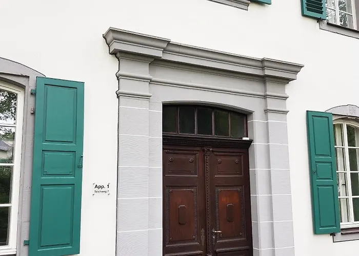 Апартаменты Ehem. Sommerresidenz Von Fuerst Friedrich Iii. App.1 Und App.2