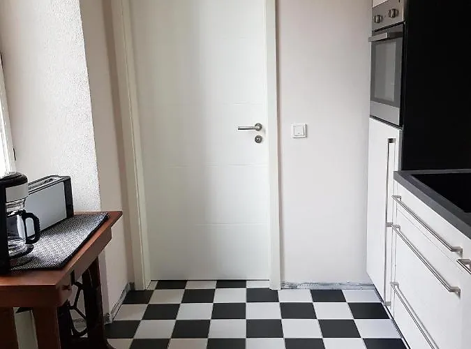 Ehem. Sommerresidenz Von Fuerst Friedrich Iii. App.1 Und App.2 Апартаменты