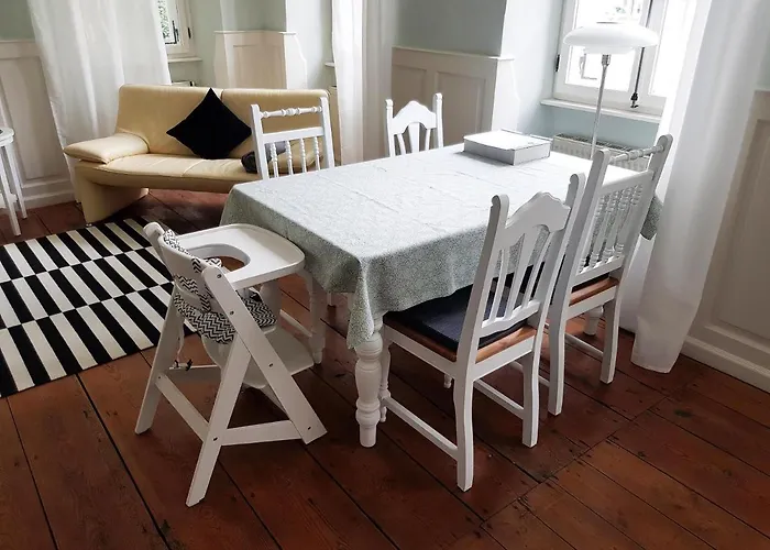 Апартаменты Ehem. Sommerresidenz Von Fuerst Friedrich Iii. App.1 Und App.2