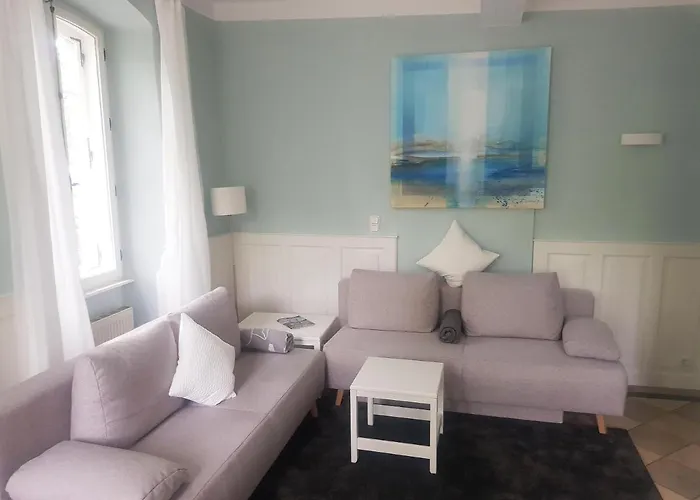 Апартаменты Ehem. Sommerresidenz Von Fuerst Friedrich Iii. App.1 Und App.2 *